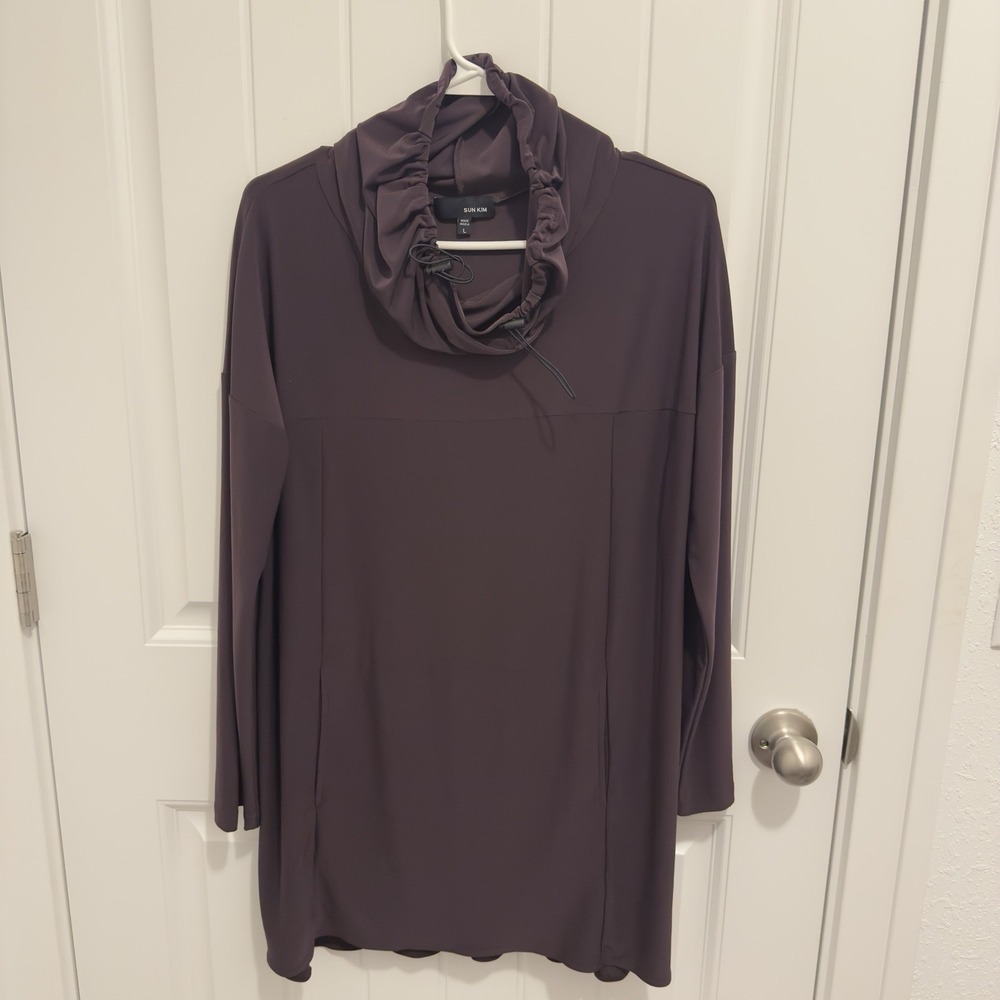 Sun Kim Women's Dark Purple Cowl Neck Pullover Activewear Front Pocket Size L